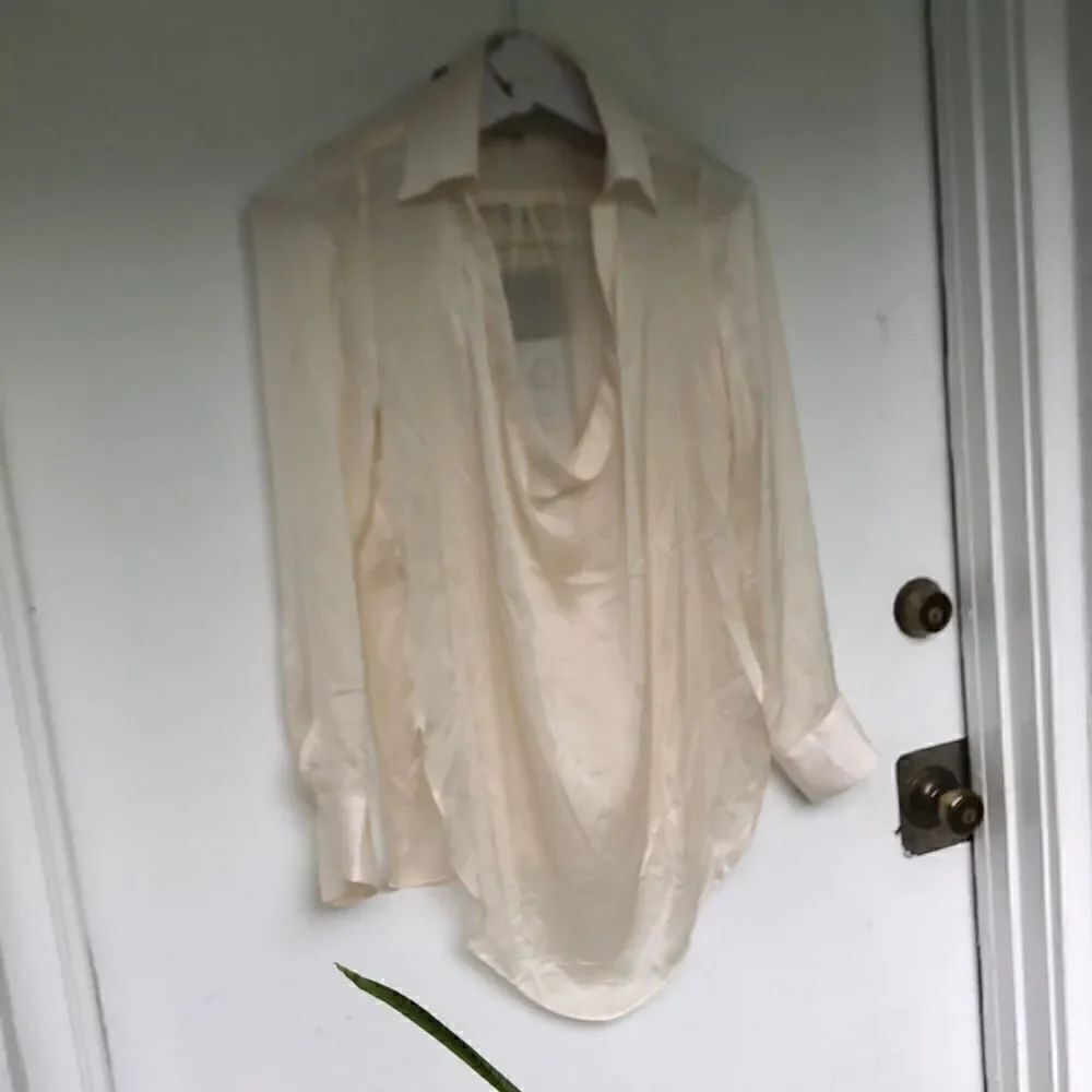 Haute Hippie top